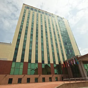 酒店 阿斯塔纳卡佐尔酒店, 阿斯坦纳